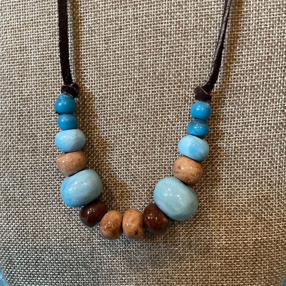 Vintage Graduated Blue and Brown Beaded Necklace on Rawhide - Picture 2 of 5